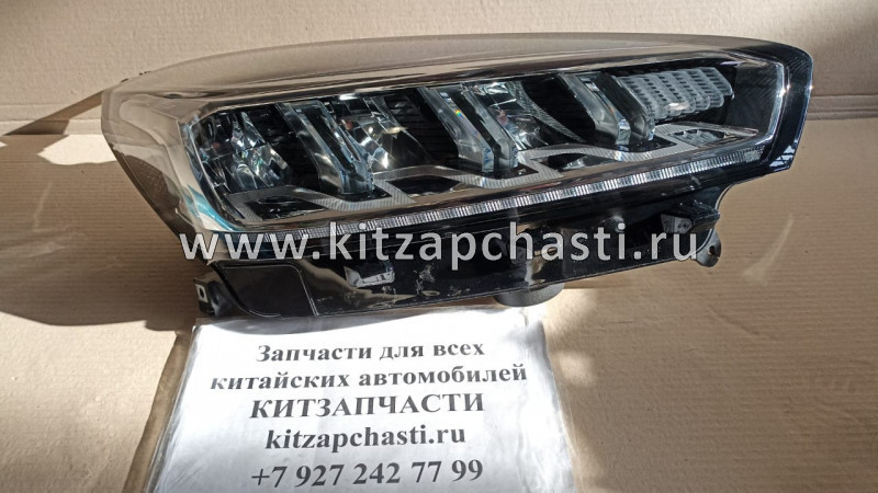 Фара передняя правая Xcite X-Cross 7   605000200AA Schoffer